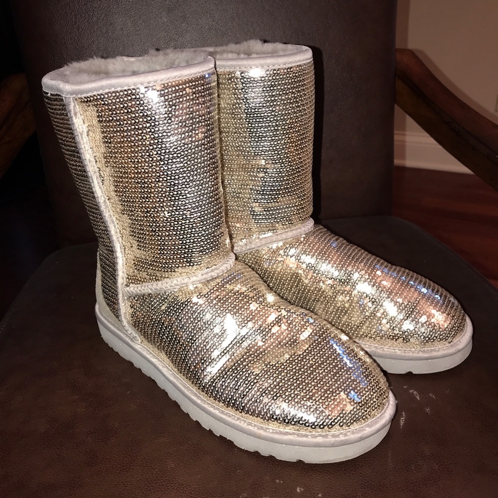 Silver Sequin Uggs Sz 9